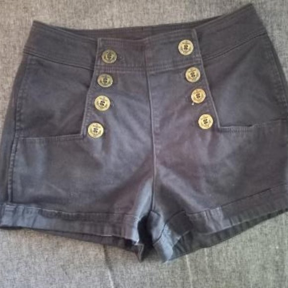 Express Pants - BLACK HIGH WAIST SHORT SHORTS